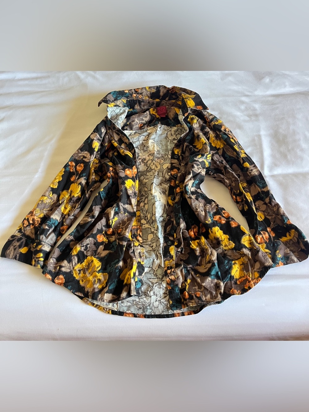 212 Collection Floral Stretch Button Down Shirt Top Size M Abstract Cotton Blend